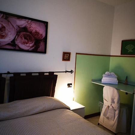 Residence Santa Croce Delebio Provincia Di Sondrio Eksteriør billede