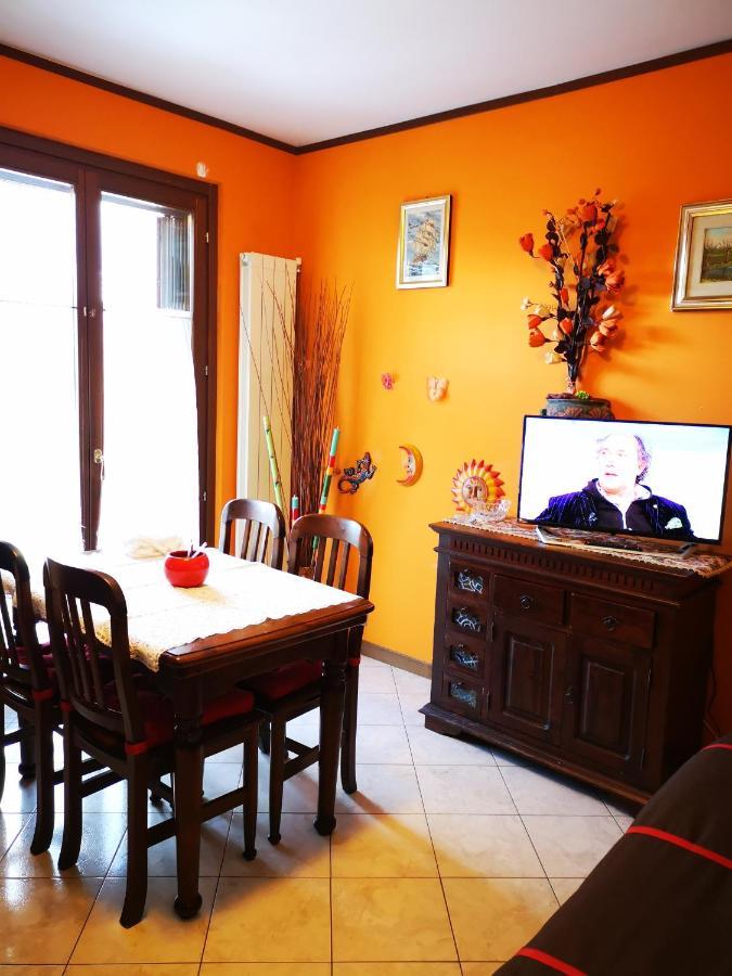 Residence Santa Croce Delebio Provincia Di Sondrio Eksteriør billede